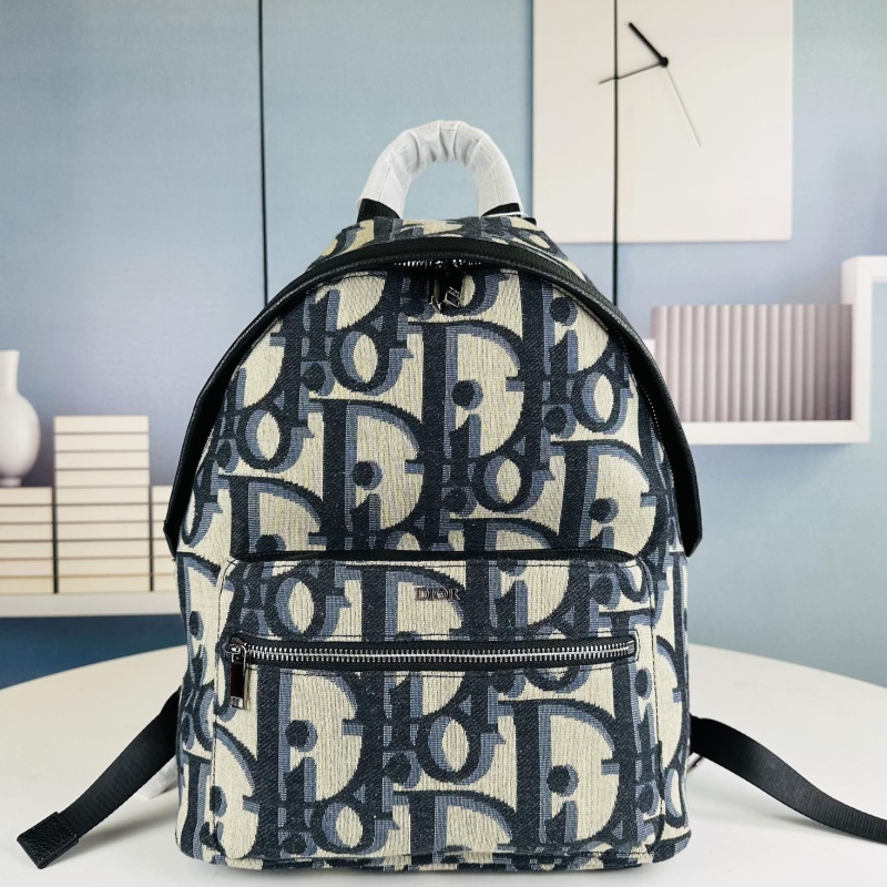 D*or backpacks